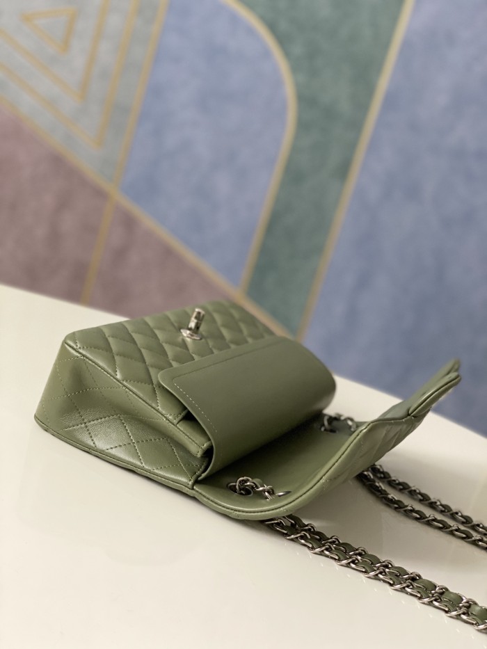  Handbag  Chanel 112 size 25 cm