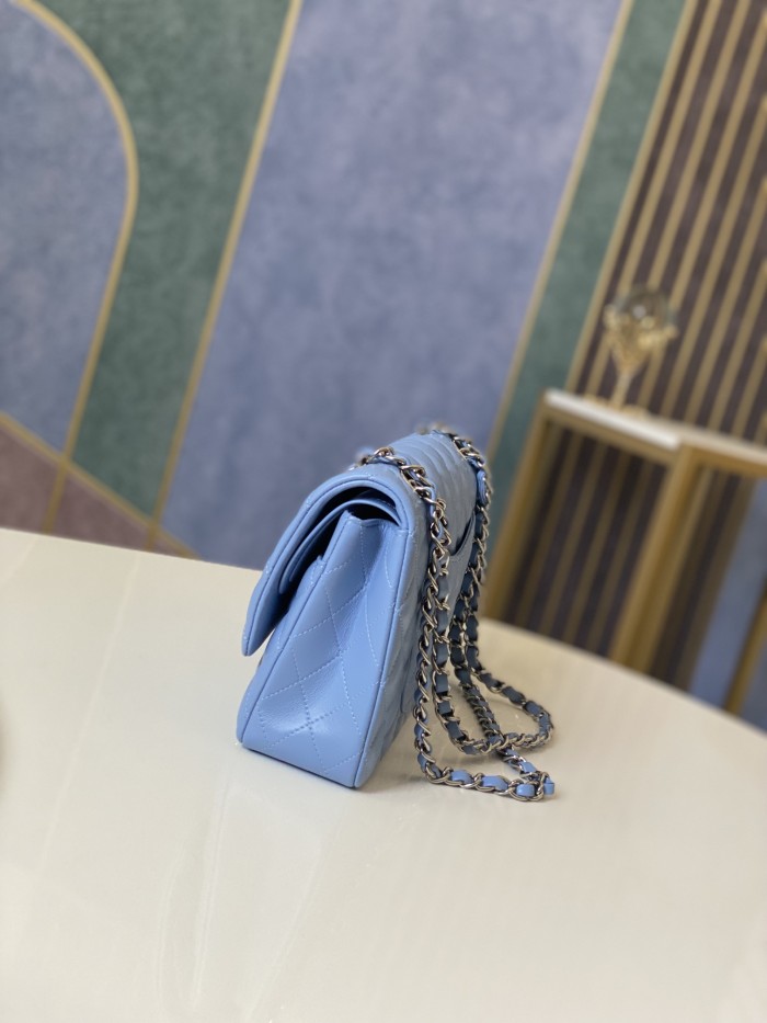  Handbag  Chanel 112 size 25 cm