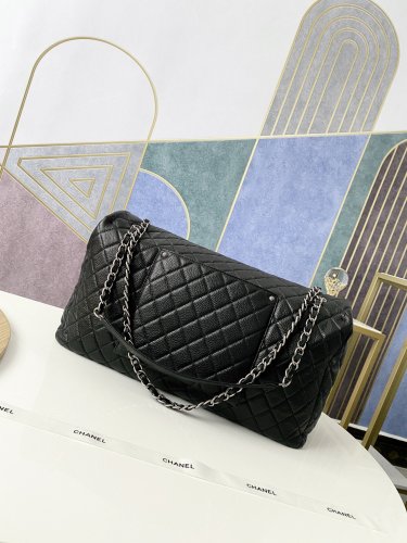 Handbag  Chanel  94305  size  46.6x29x17 cm