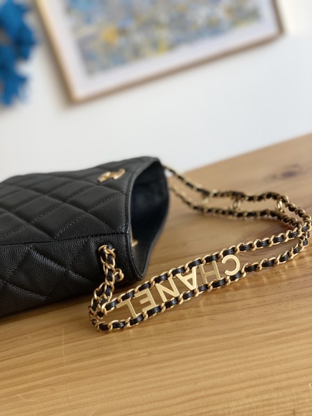  Handbag  Chanel  AS3223 size  16*19*8 cm