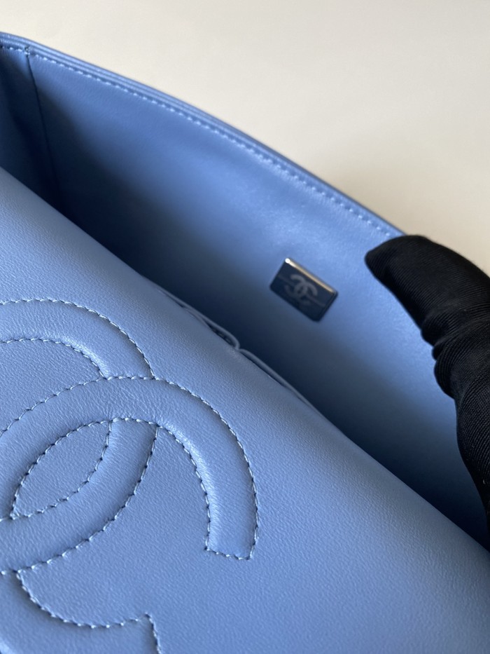  Handbag  Chanel 112 size 25 cm