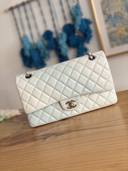  Handbag  Chanel 1112 