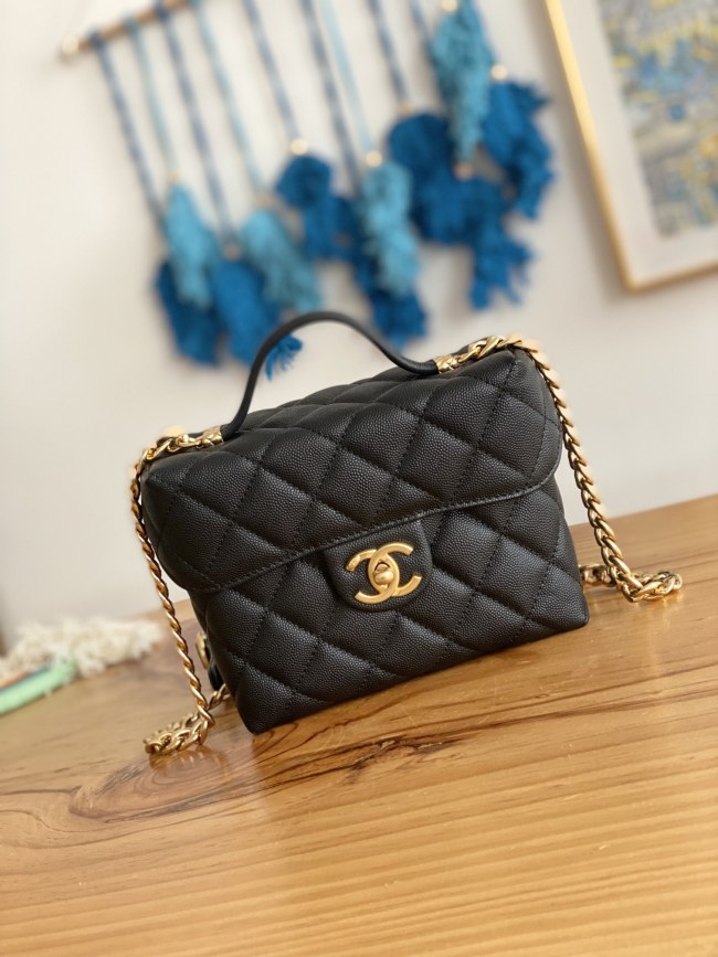 Handbag  Chanel  AS3729  size 14.5*12.5x5.5 cm