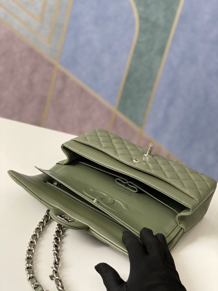  Handbag  Chanel 112 size 25 cm