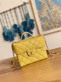 Handbag  Chanel  AS3729  size 14.5*12.5x5.5 cm