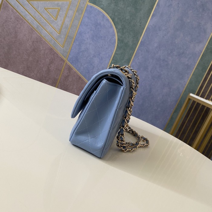  Handbag  Chanel 112 size 25 cm