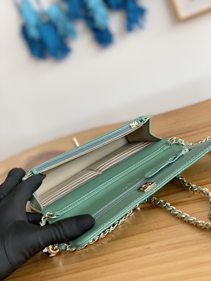 Handbag  Chanel  81240  size 19 cm