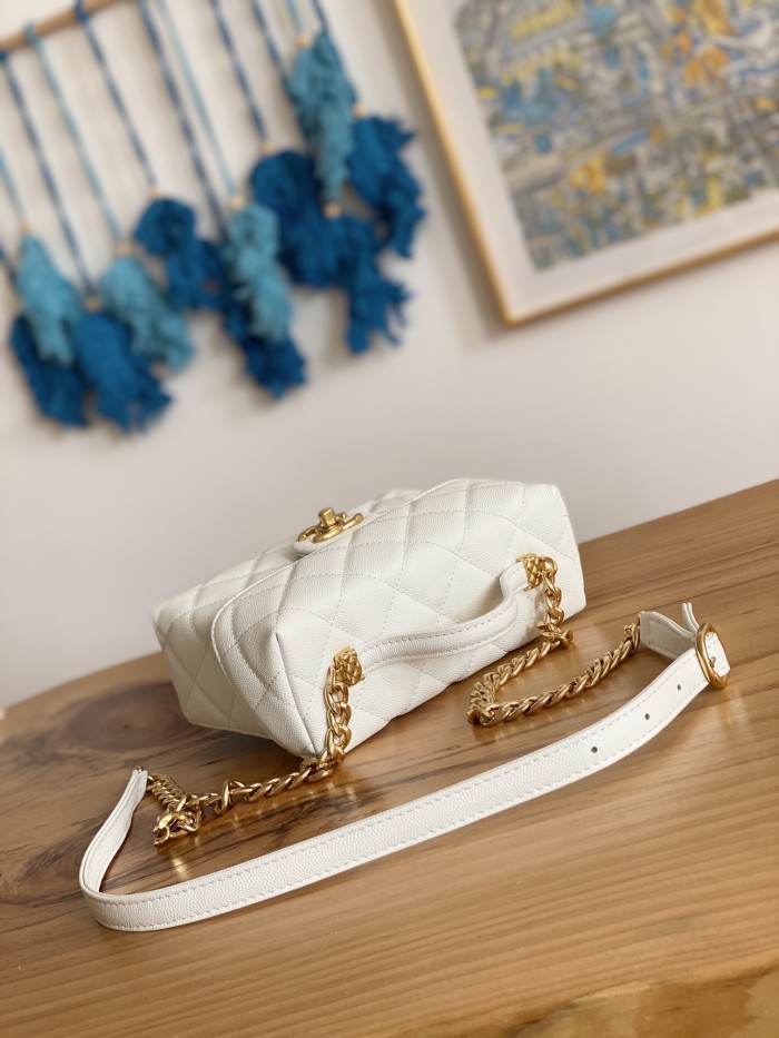 Handbag  Chanel AS3729  size 14.5*12.5x5.5 cm