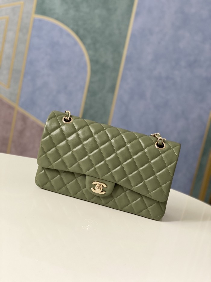  Handbag  Chanel 112 size 25 cm