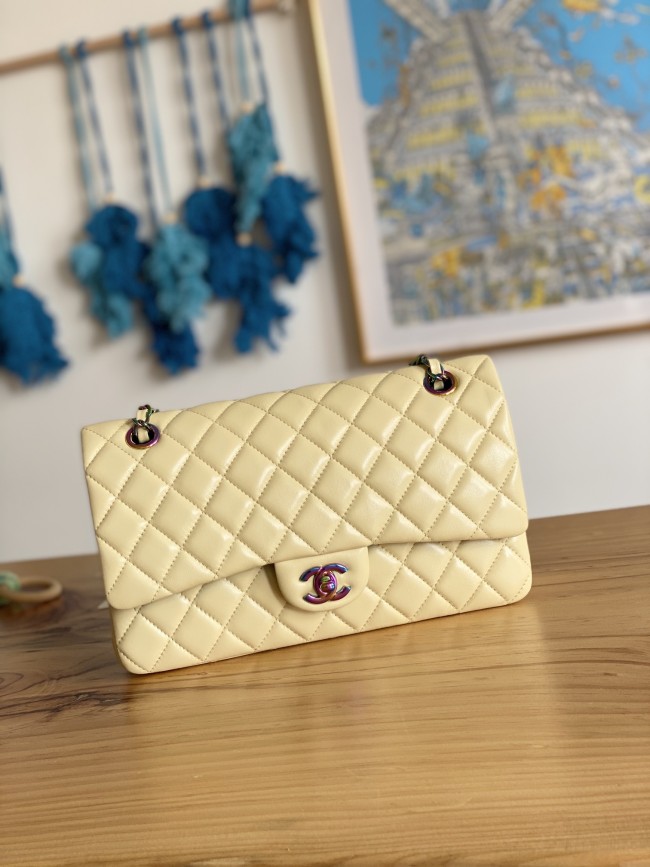  Handbag  Chanel  112 size 25 cm