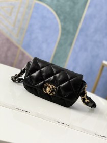 Handbag  Chanel 1163  size  20×5.5×10 cm