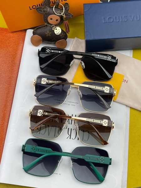 Sunglasses Louis Vuitton L1285