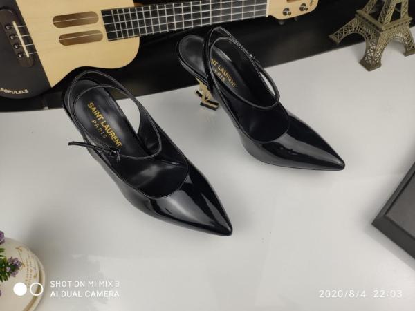 Saint Laurent OPYUM SLINGBACK PUMPS IN PATENT LEATHER 6301080NPKK1000