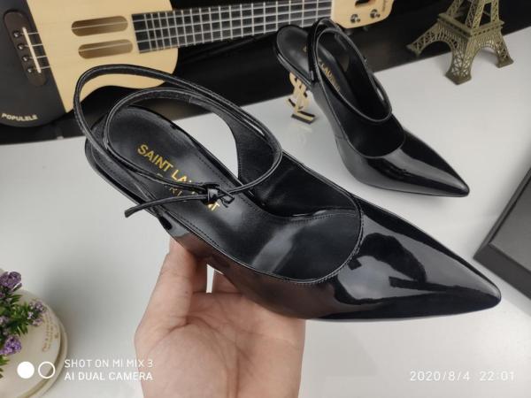 Saint Laurent OPYUM SLINGBACK PUMPS IN PATENT LEATHER 6301080NPKK1000