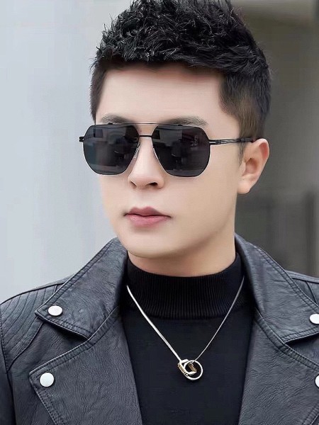 Sunglasses Gucci G2705