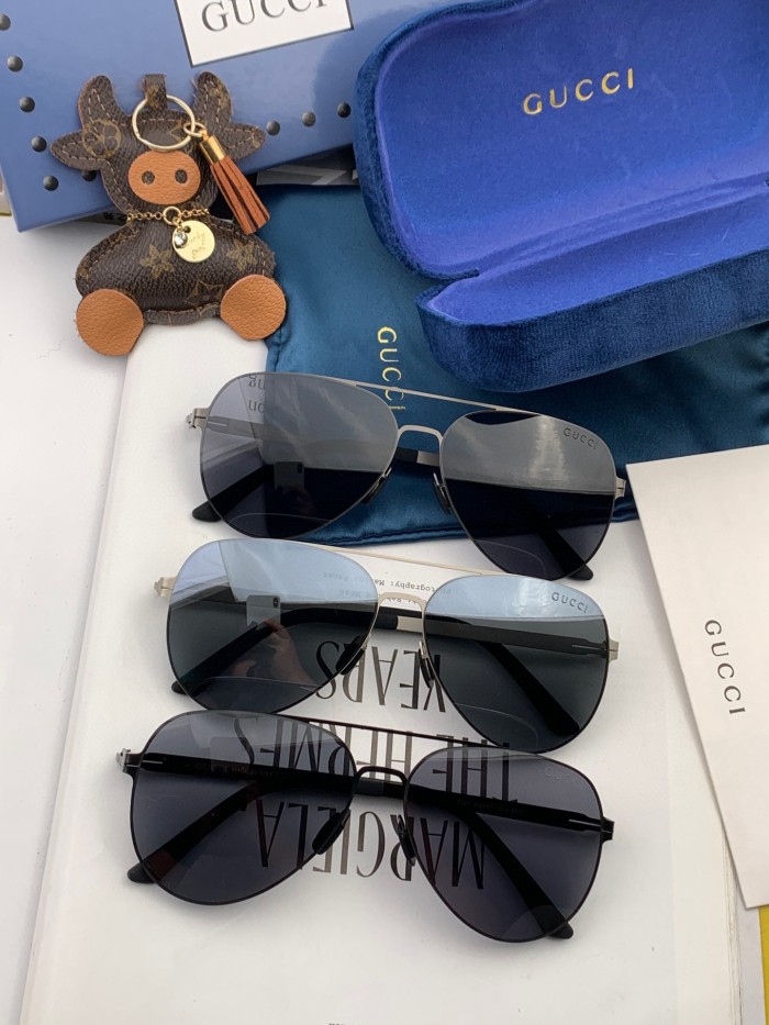 Sunglasses Gucci G1732