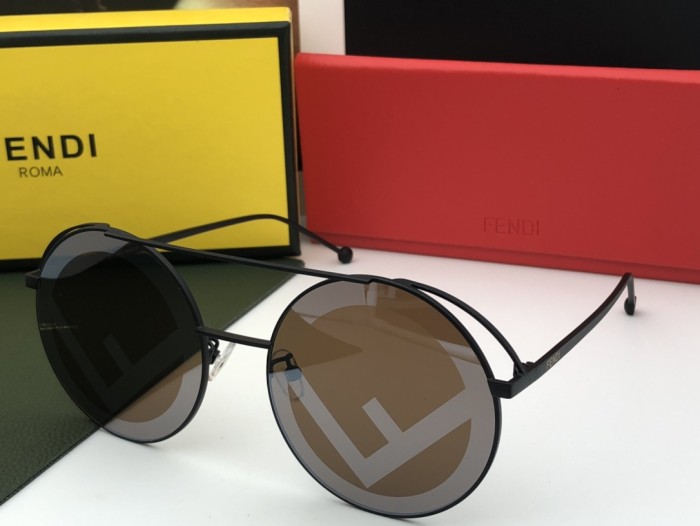 Sunglasses Fendi FF0285/S Size：58 19-140