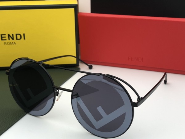 Sunglasses Fendi FF0285/S Size：58 19-140