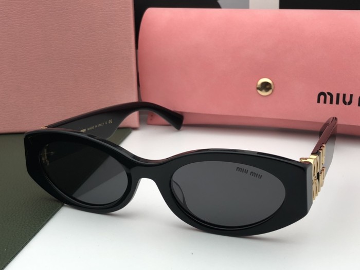 sunglasses Miu Miu SMU11WS