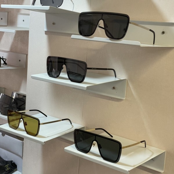 Sunglasses Saint Laurent SL364