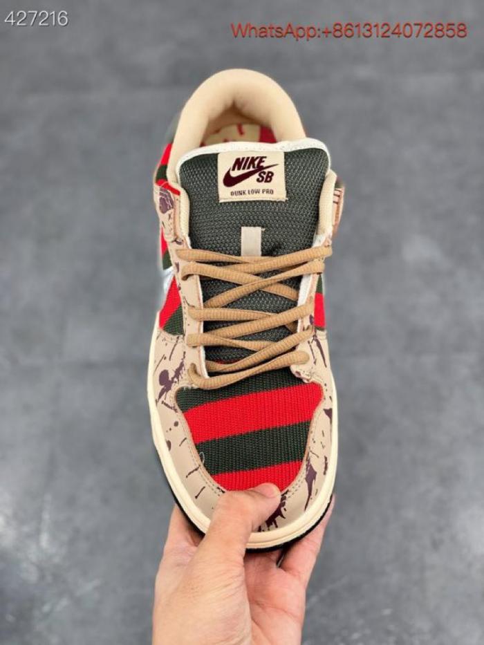 Nike SB Dunk Low Freddy Krueger