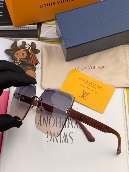 Sunglasses Louis Vuitton L6226
