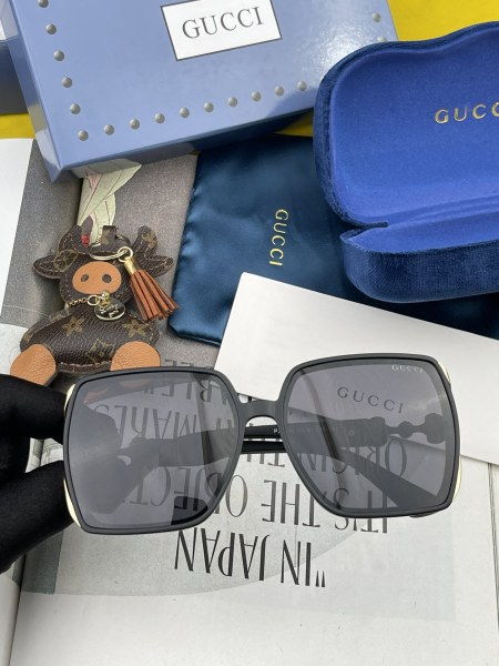 Sunglasses Gucci G6294