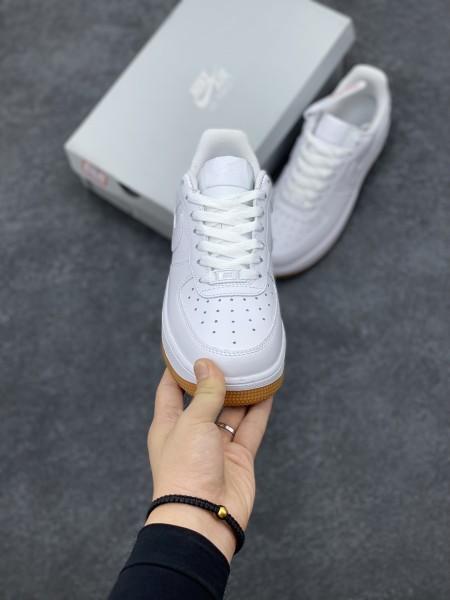 Nike Air Force 1 Low White Gum