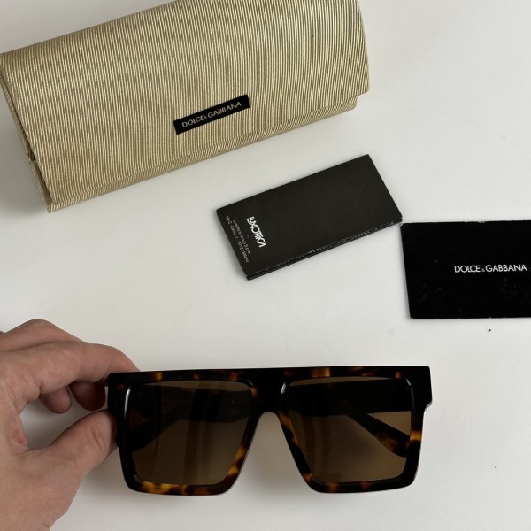 Sunglasses Dolce & Gabbana DG4901 56 15-145  150140