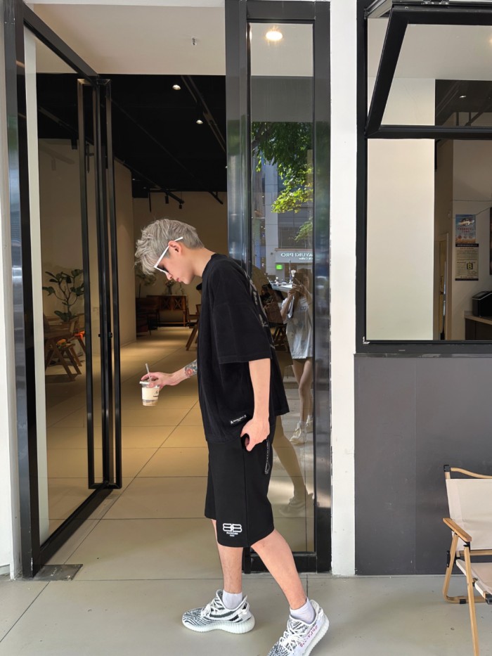 Clothes mastermind 1