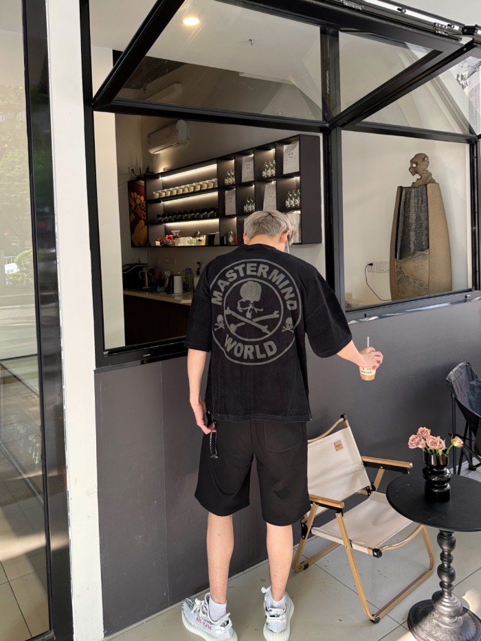 Clothes mastermind 1