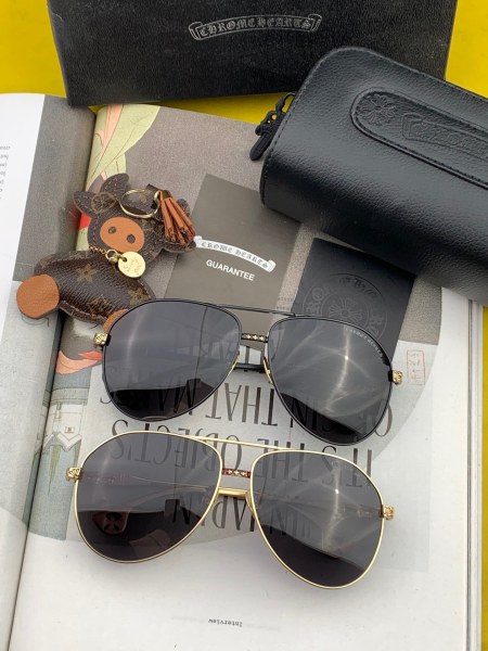 sunglasses Chrome Hearts KLX948