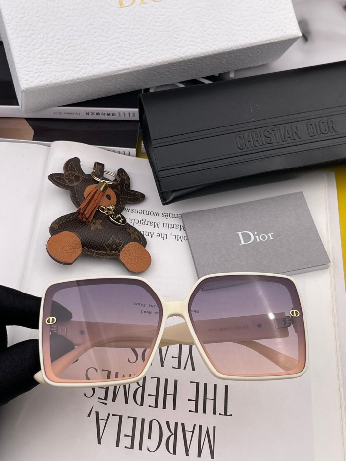 sunglasses Dior D3771