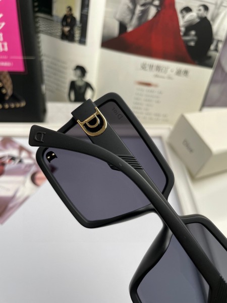 sunglasses Dior 7116