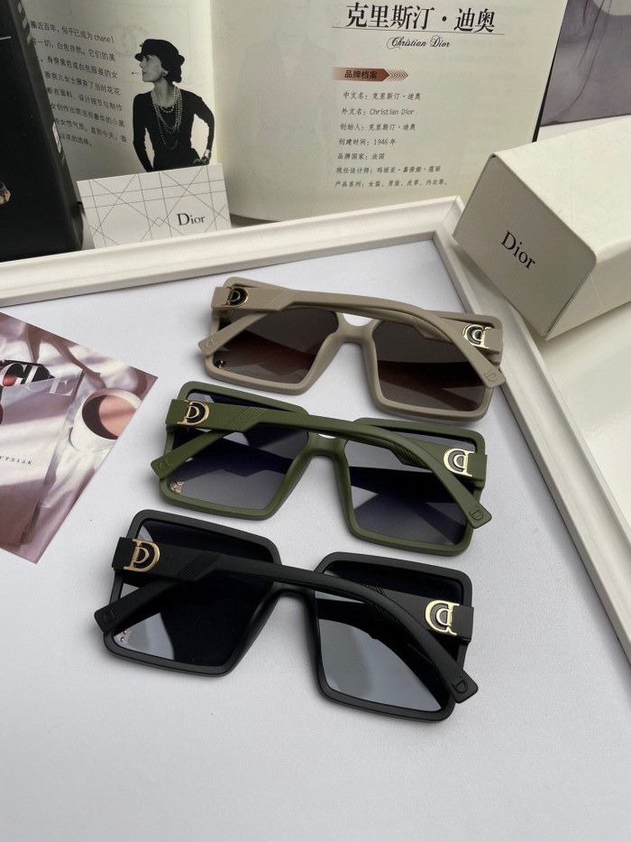 sunglasses Dior 7116