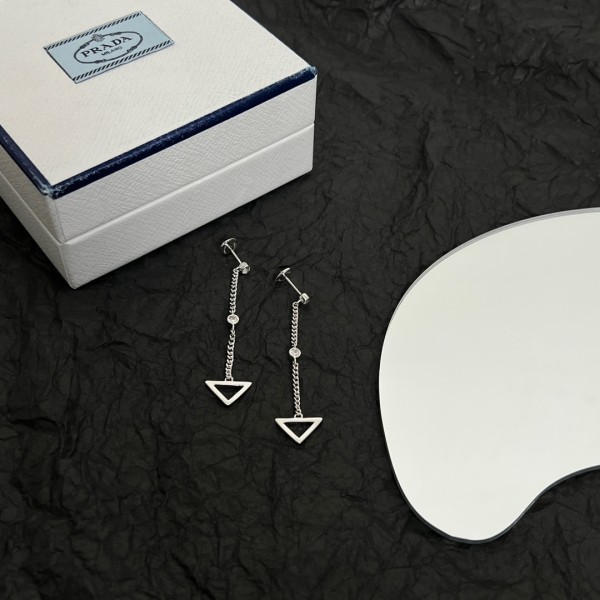 Jewelry Prada 1