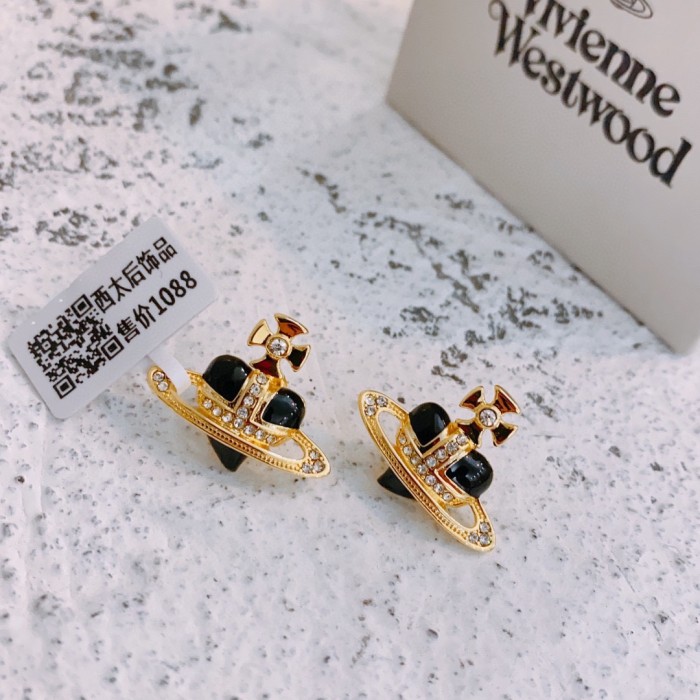 Jewelry vivienne westwood 3