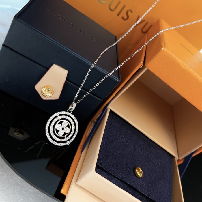 Jewelry Louis Vuitton 11