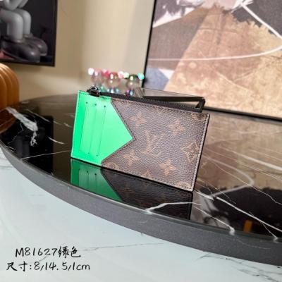 Handbag Louis Vuitton M81627 size 8*14.5*1 cm