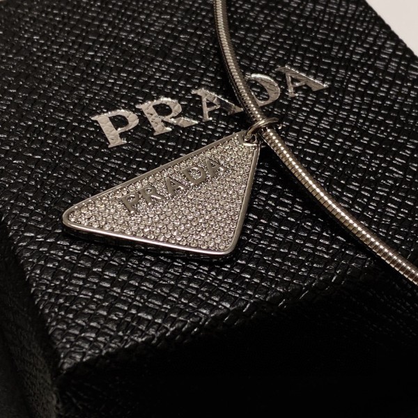 Jewelry Prada 7