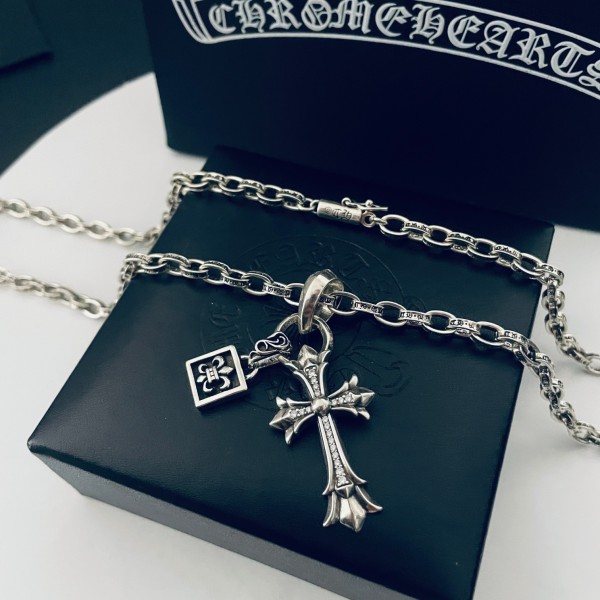 Jewelry chrome hearts 20