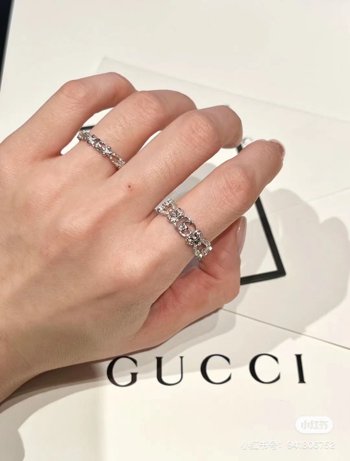 Jewelry Gucci 86