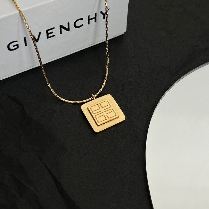 Jewelry givenchy 4