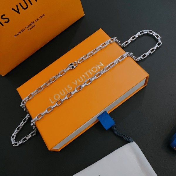 Jewelry Louis Vuitton 19