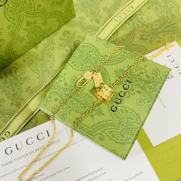 Jewelry Gucci 68