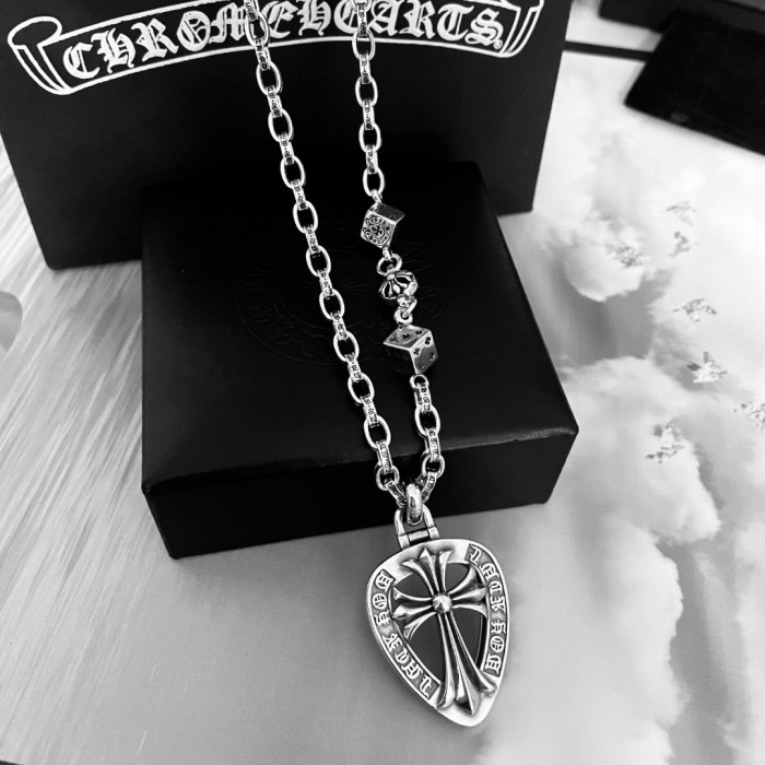 Jewelry chrome hearts 49