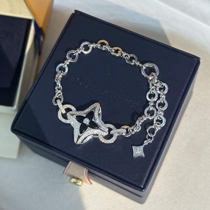 Jewelry Louis Vuitton 22