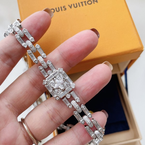 Jewelry Louis Vuitton 24