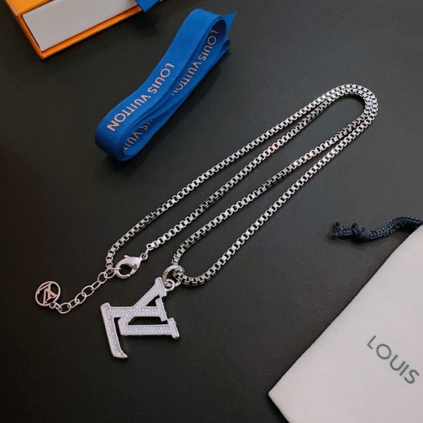 Jewelry Louis Vuitton 17