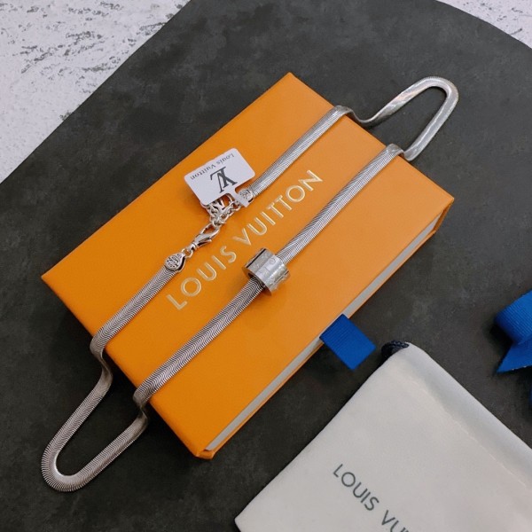 Jewelry Louis Vuitton 27